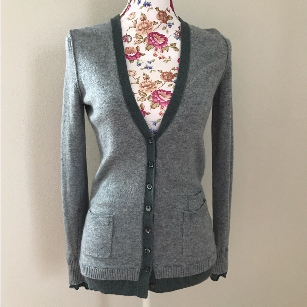 Banana Republic Cardigan 10% Cashmere