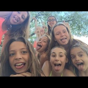 Meet your Posher, Grace