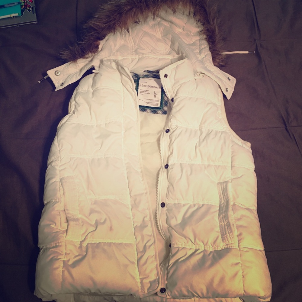 Eskimo jacket vest with detachable furry hood