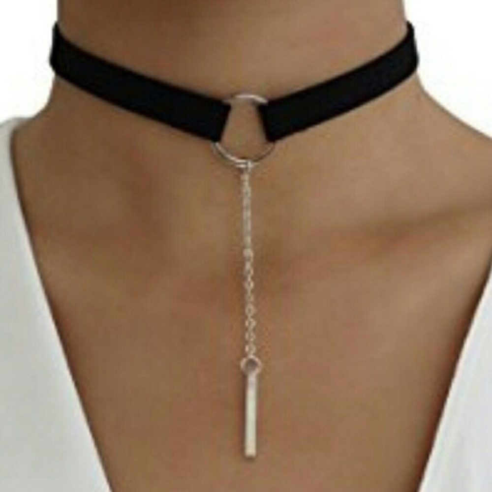 Black Leather Circle Vintage Choker Necklace