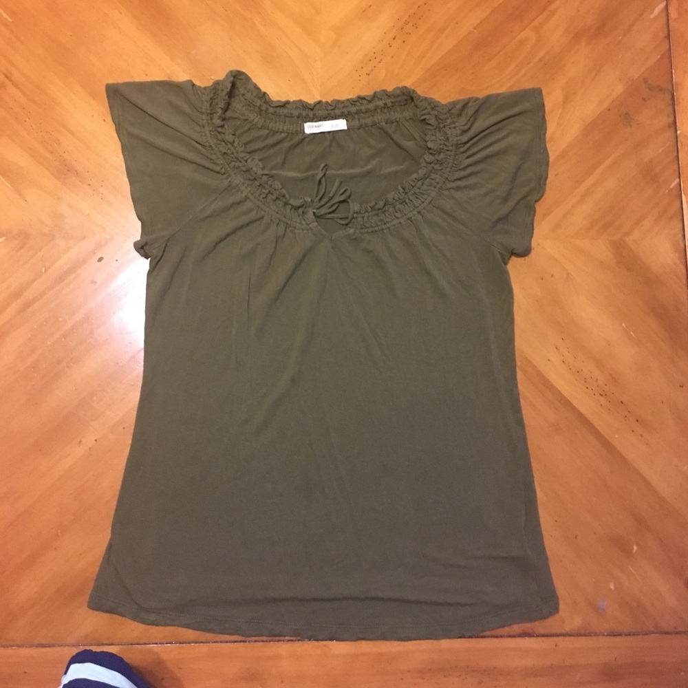 OLD NAVY green top