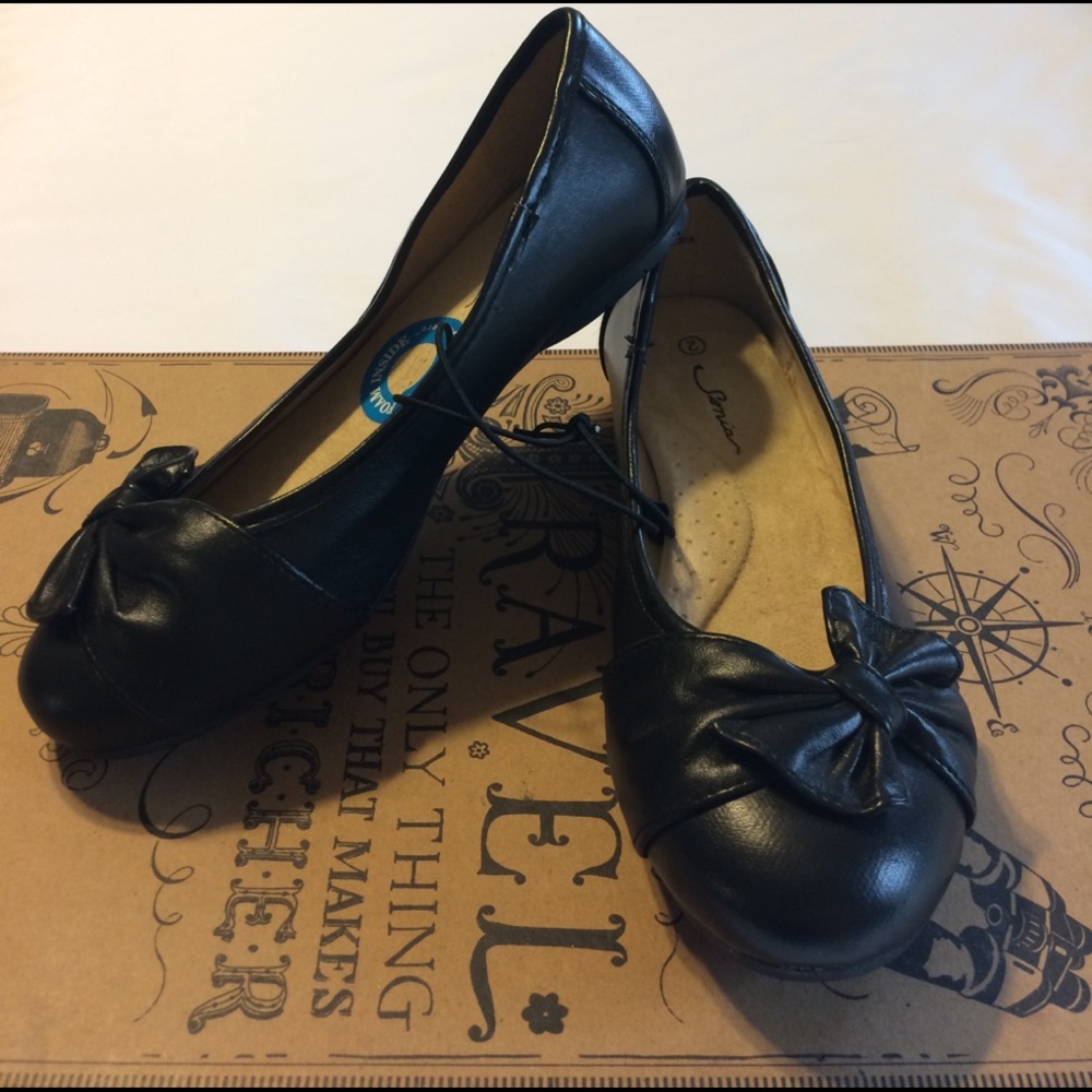 Girls Black Ballet Flats