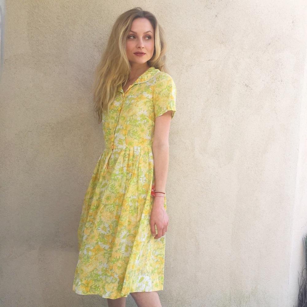 🚫SOLD Vintage Sunshine Midi Dress 🚫 - Picture 1 of 4
