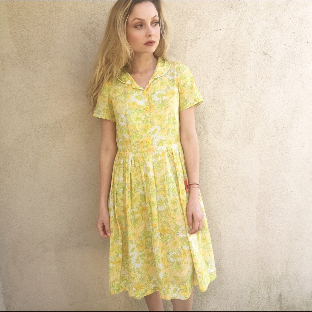 🚫SOLD Vintage Sunshine Midi Dress 🚫 - Picture 2 of 4