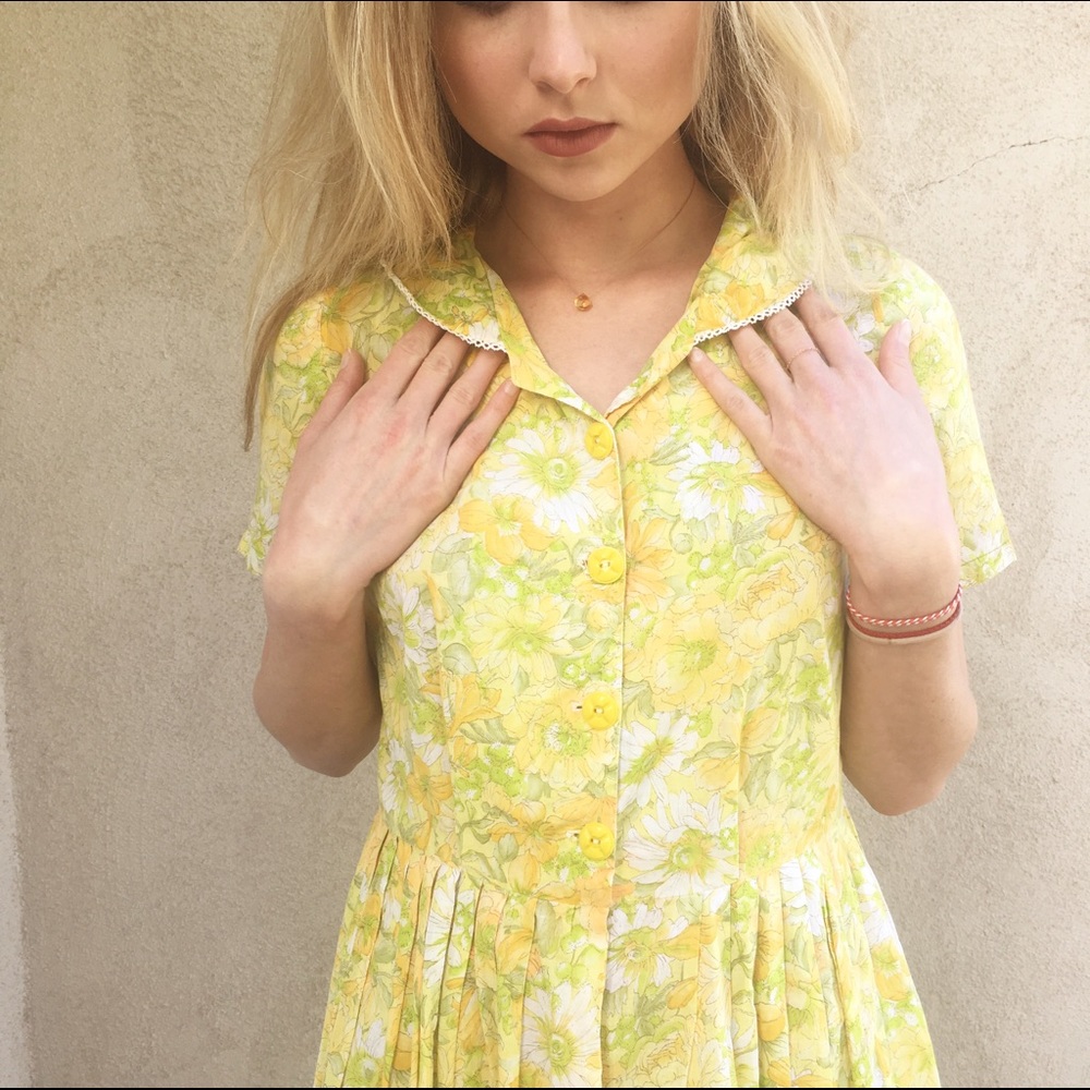 🚫SOLD Vintage Sunshine Midi Dress 🚫 - Picture 3 of 4