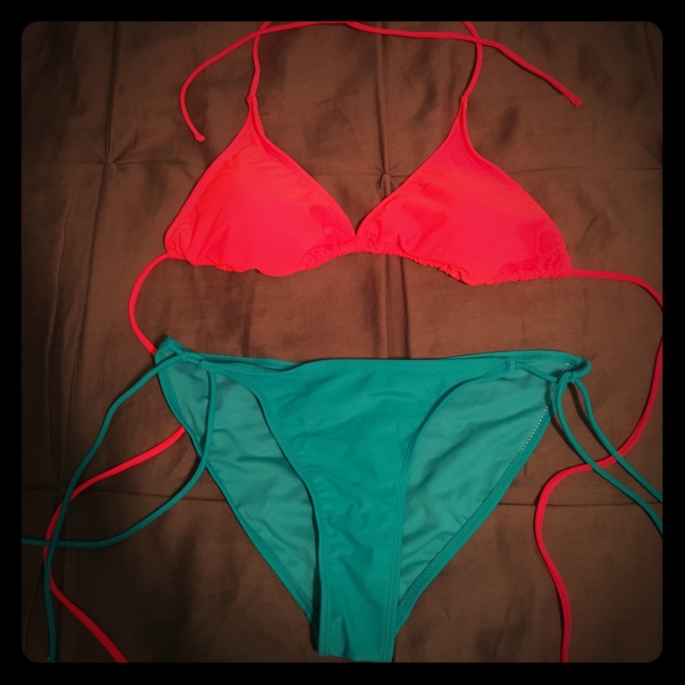 String bikini - Picture 1 of 1