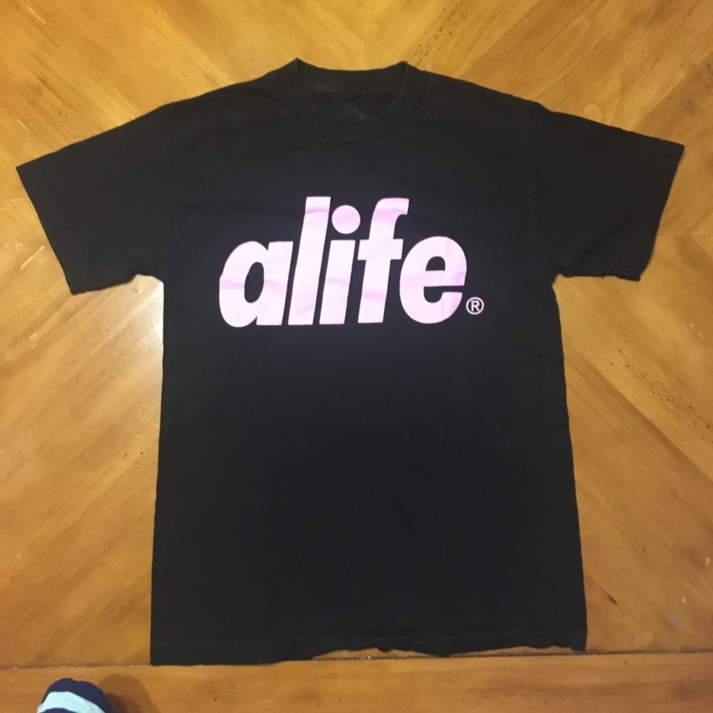 ALIFE black with pink lettering ✔️