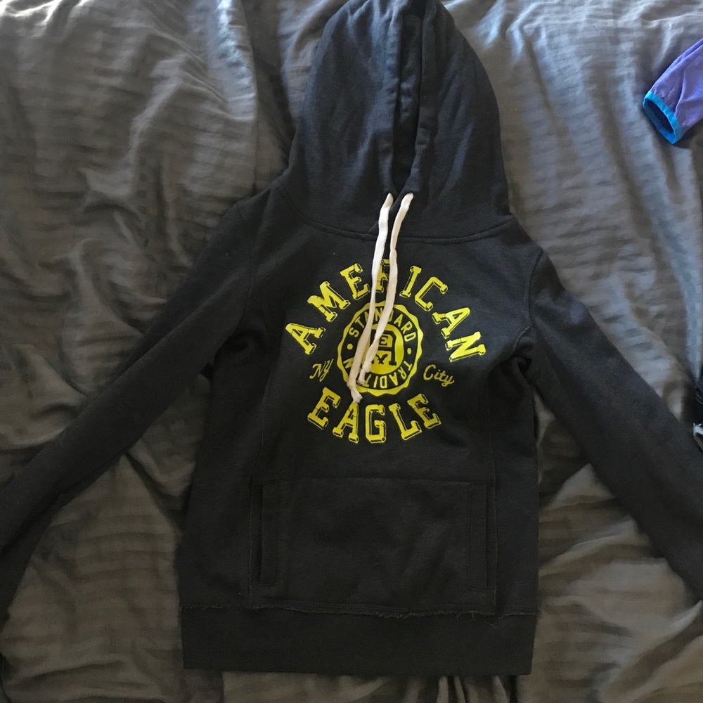 AE sweatshirt