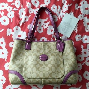 ✨Brand New Coach Heritage Tote Bag!✨
