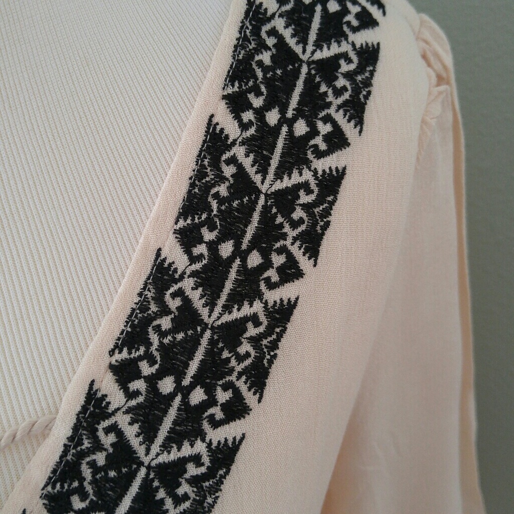 Medium Embroidered fringe sleeved tunic dress - Picture 5 of 7