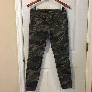Express Ankle Camouflage Pants - Size 4 Ankle