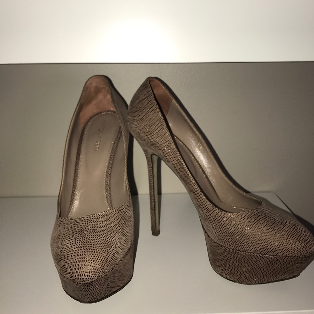 Tan Sergio Rossi high heels