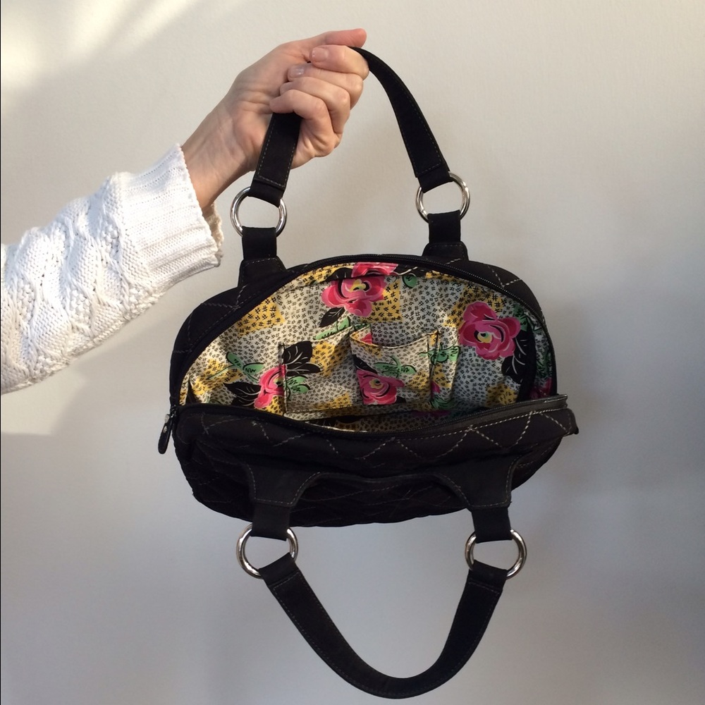 Vera Bradley quilted hand bag