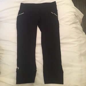 Athleta Crop Leggings