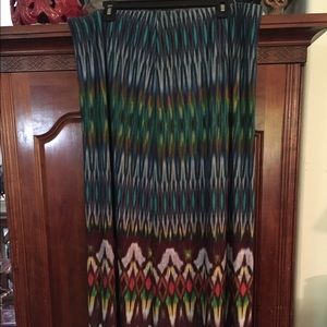 Multi patterned skirt