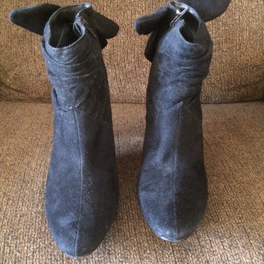 High heel booties