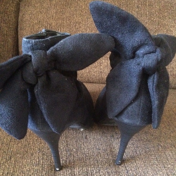 High heel booties - Picture 3 of 3