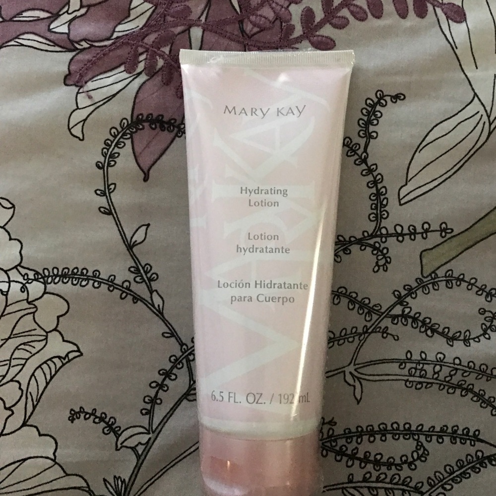 Mary Kay Hydrating Lotion
