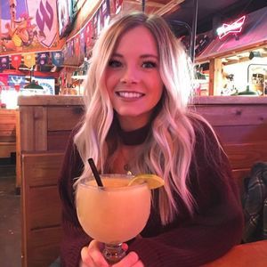 Meet your Posher, Elle