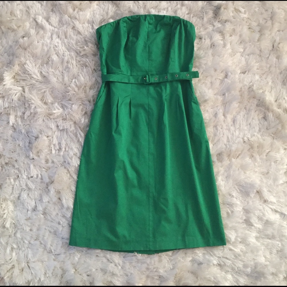 Limited strapless dress