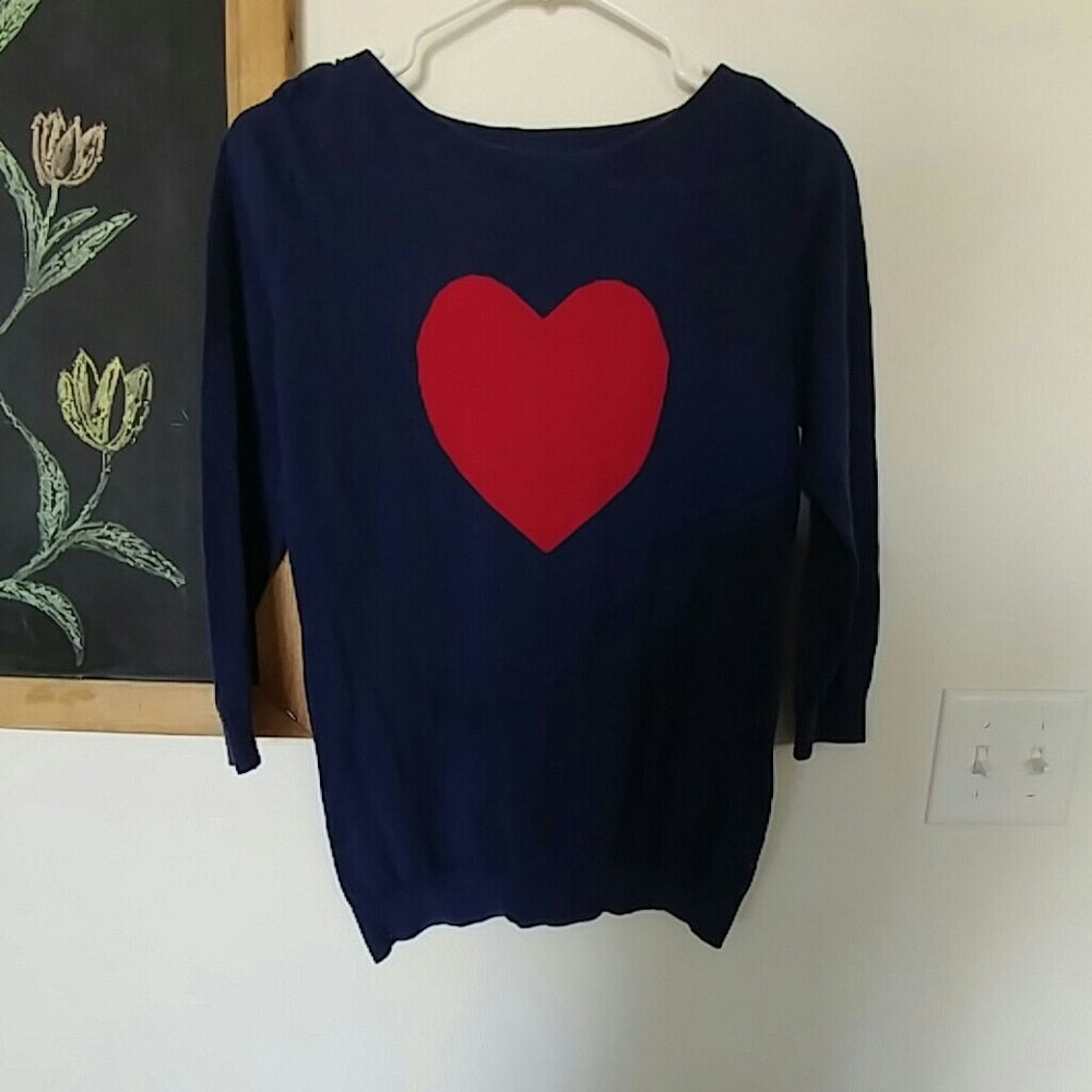 Navy 3/4 sleeve sweater W/ red heart *FINAL PRICE*