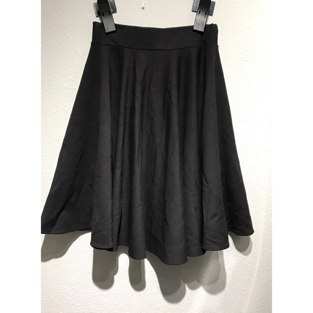 Black skirt