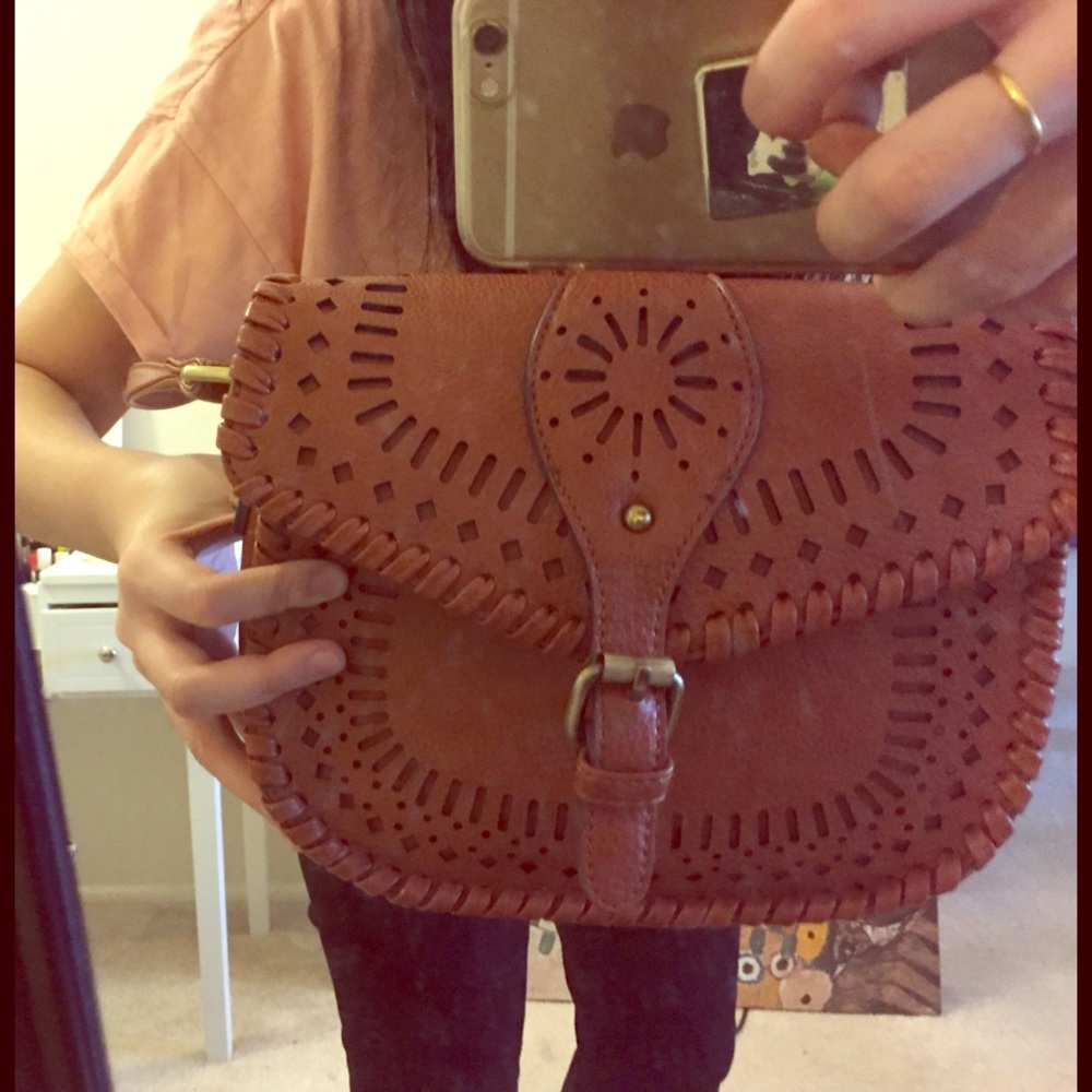 Cutie cross body bag