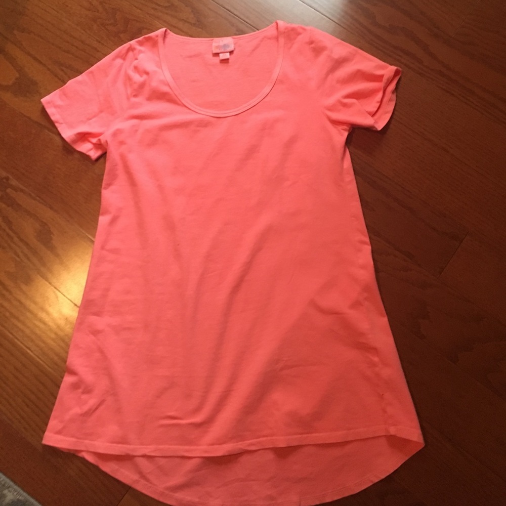 Lularoe Xs classic tee