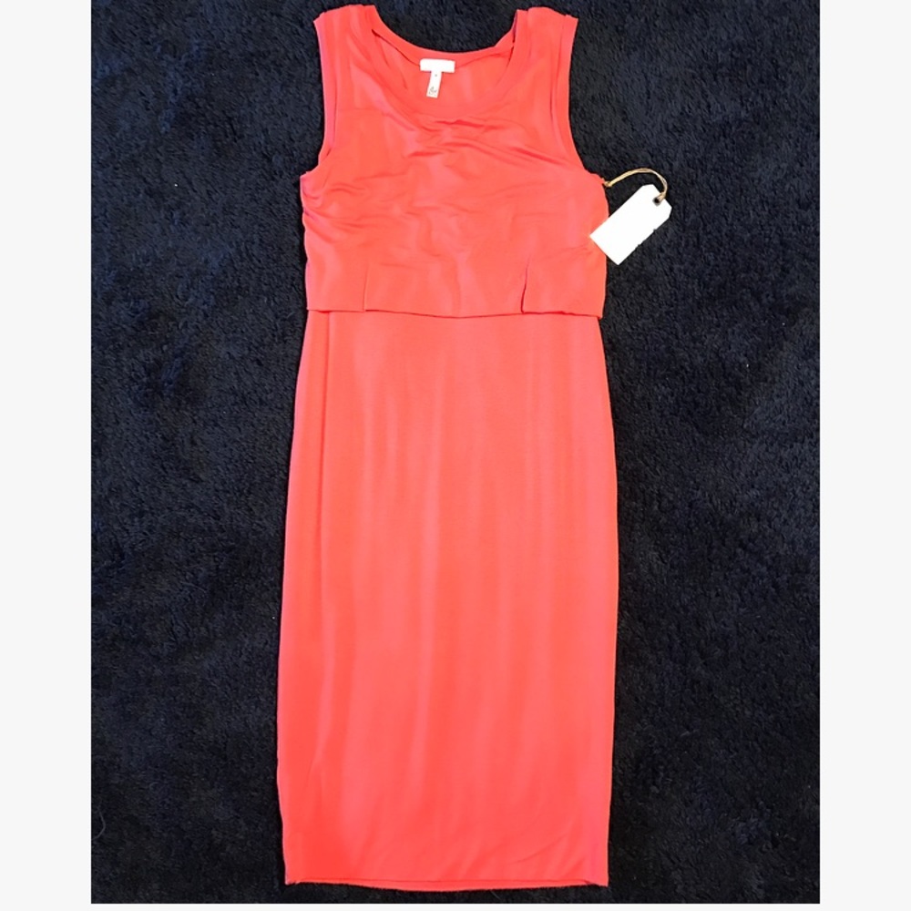 NWT Blouson body con dress size M