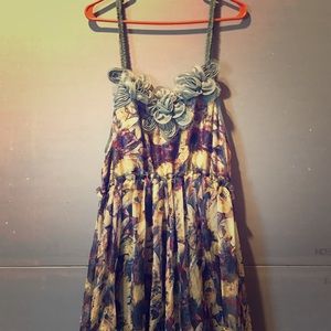 Pretty Angel High Low Top