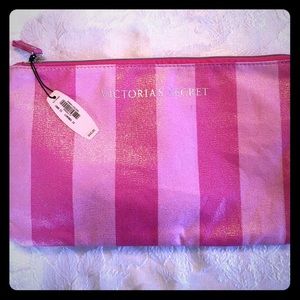 Victoria's Secret pink cosmetic bag