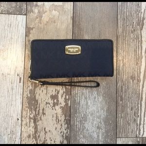 Michael Kors navy blue wristlet