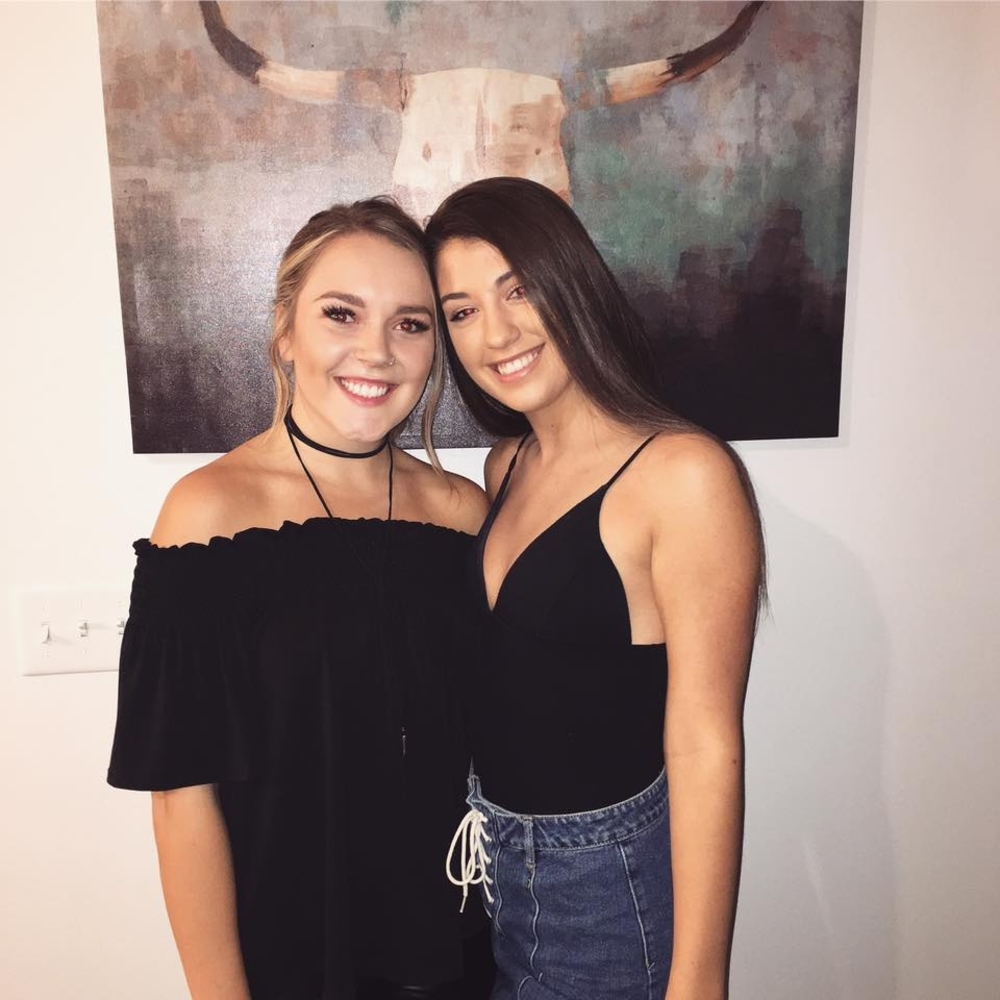 Meet your Posher, Isabella