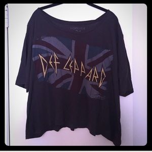 Trendy "DEF LEPPARD" Rock N' Roll cropped tee