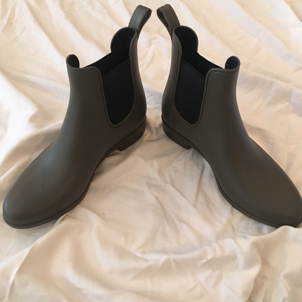 Vinyl Ankle rain boots