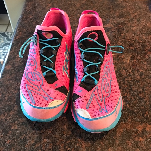 zoot womens running shoes