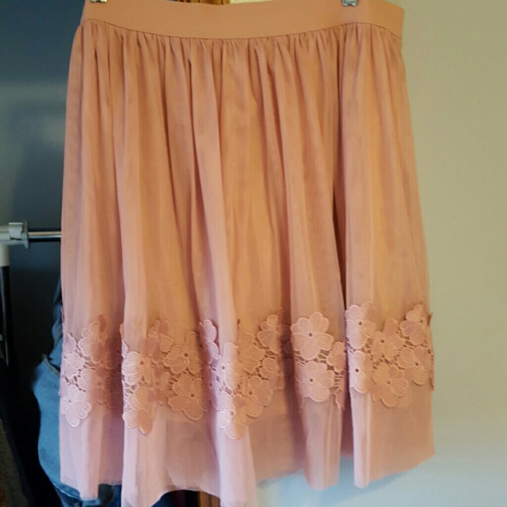 Forever 21 skirt