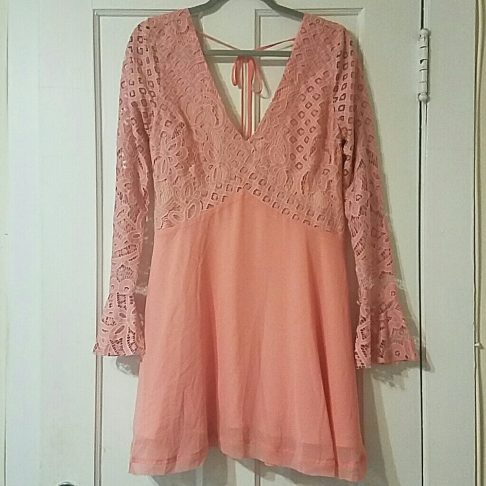 Tularosa lace long sleeve dress