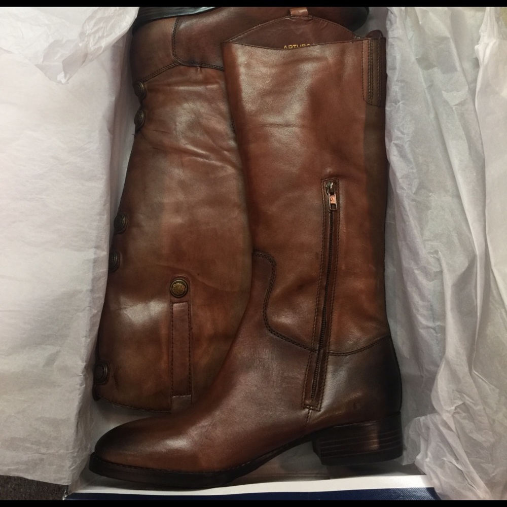 Arturo Chiang boots