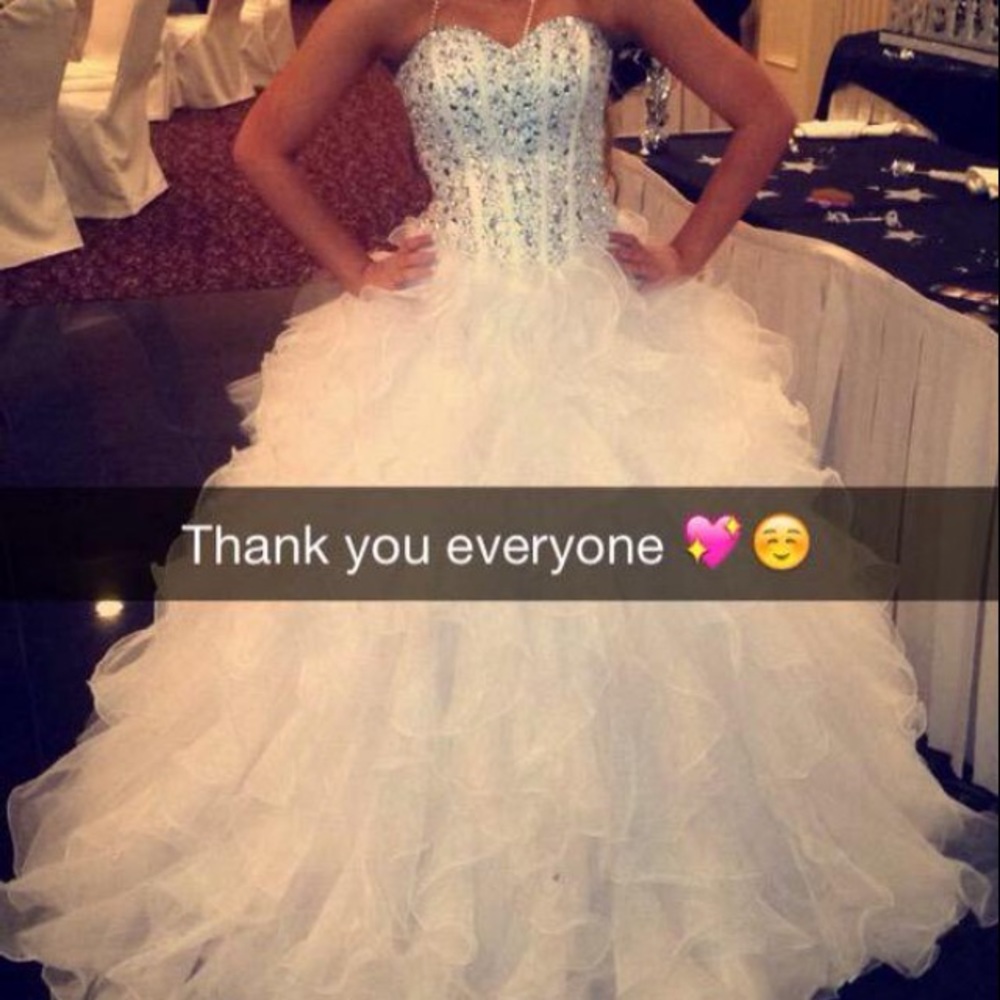 beautiful sweet 16 dress/ quinceñeria