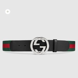 Web belt with G buckle