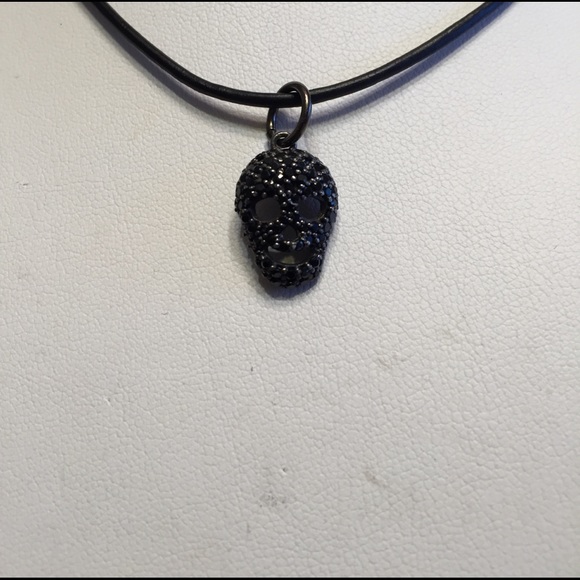 Spinel Skull Necklace - Picture 1 of 2