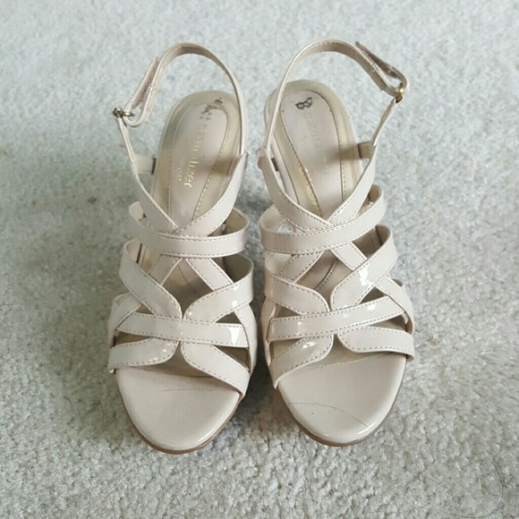 Peachy Heels - Picture 1 of 2