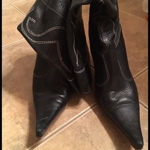 Cowboy boots size 7