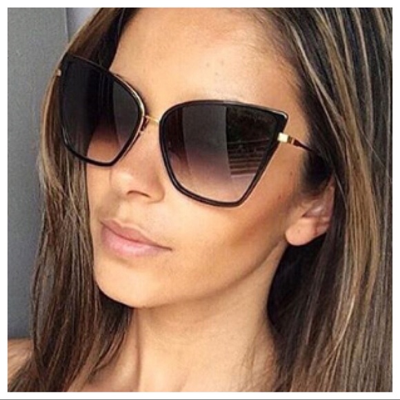 Accessories - BLACK GOLD CAT EYE SUNGLASSES SUNNIES