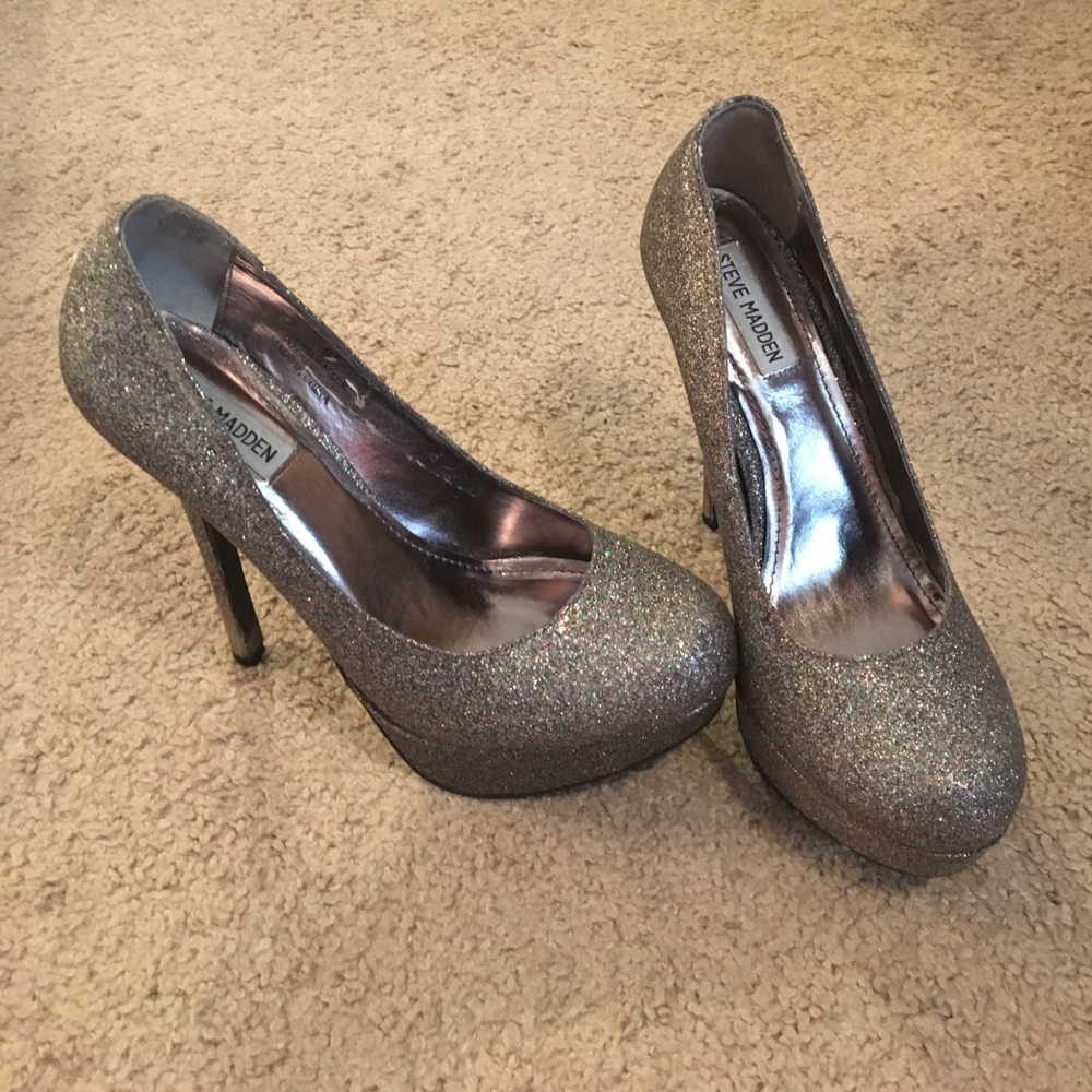 Steve Madden sparkle Natali pumps