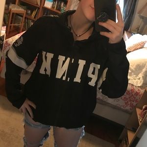 🆕Black-and-white Victoria secret pink windbreaker