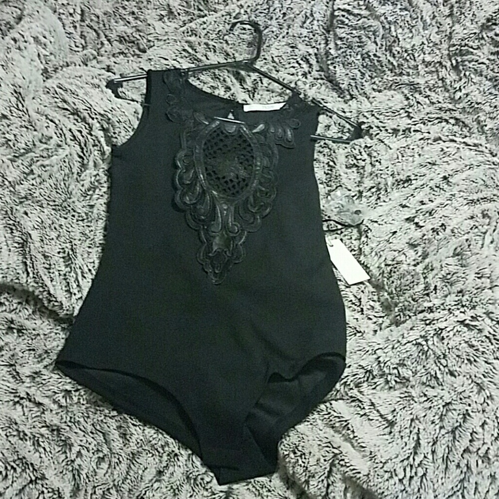 BEAUTIFUL 1 piece tank