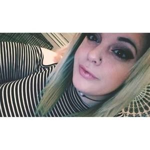 Meet your Posher, Madeline