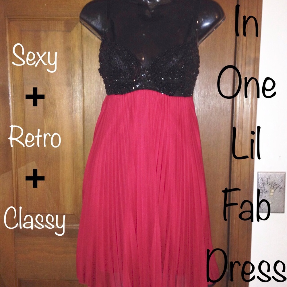 🔥Hot🔥Lil Black & Red Mini Dress